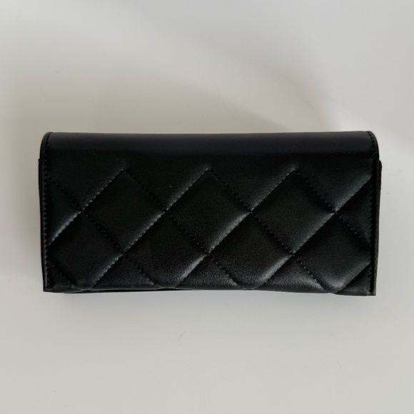 Chanel CC Polarized Black Authentic Luxury Brand Sunglasses - Picture 11 of 12